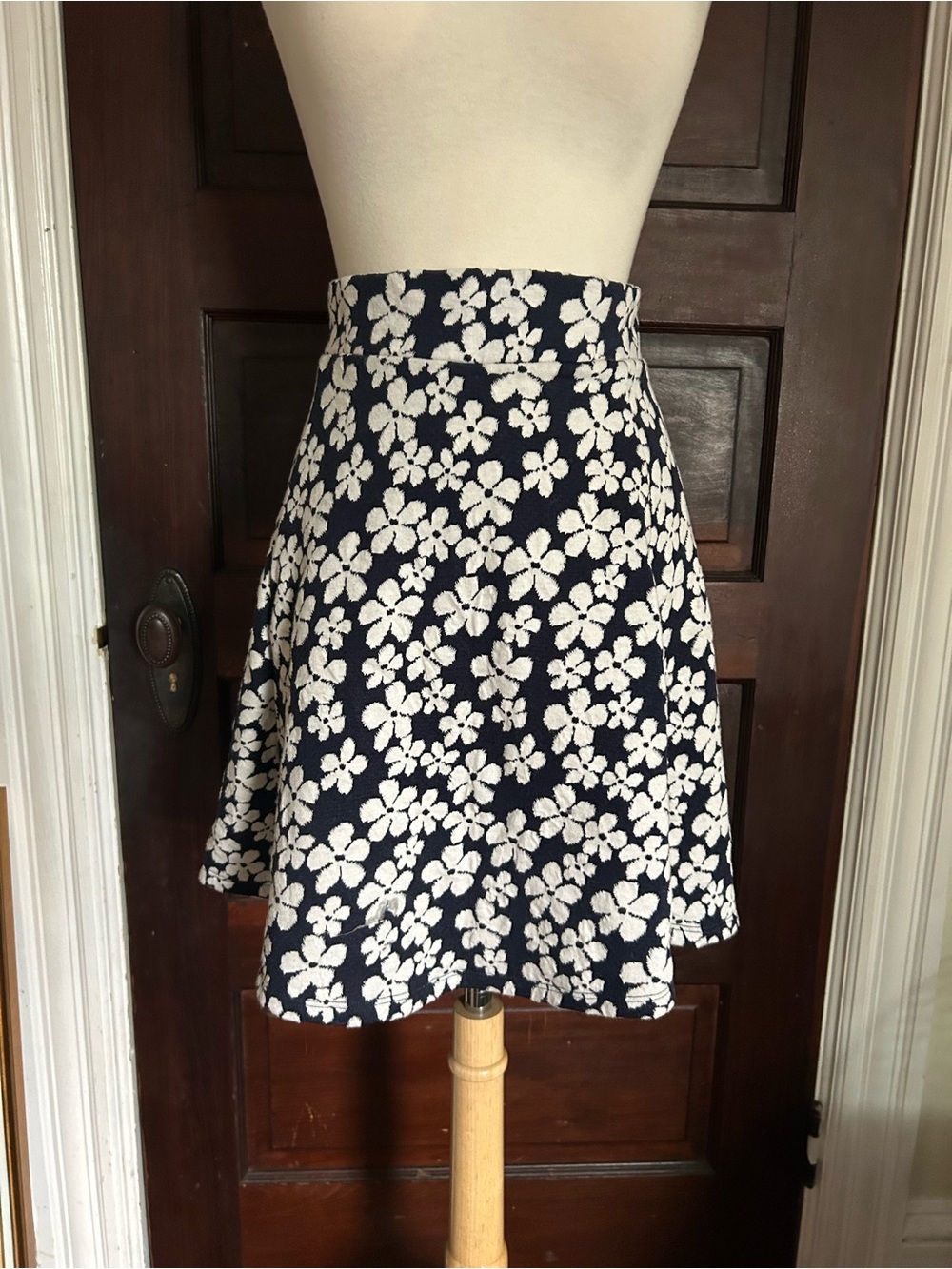 L H&M Whimsygoth Indie Sleaze Navy & White Daisy Skater Mini Skirt